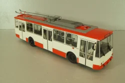 Skoda 14TR троллейбус 1980, белый/красный, Автоистория 1:43