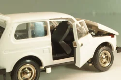 Ваз-2121 Нива, А20, белая, Тантал/Радон 1:43