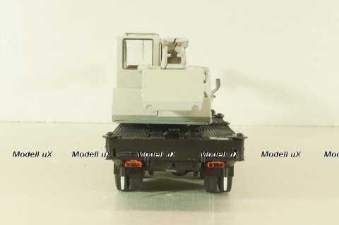 КС-3575А(53213) Автокран на шасси Камаз-53213, серый, Автоистория 1:43