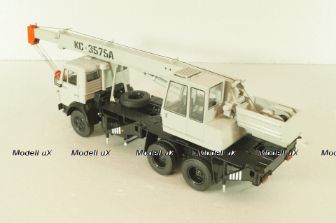 КС-3575А(53213) Автокран на шасси Камаз-53213, серый, Автоистория 1:43