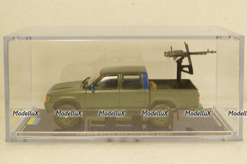 Toyota Hilux SR5 Ukraine Territorial Forces Gun Truck (Kharkiv 2022), TruckTyr 1:43