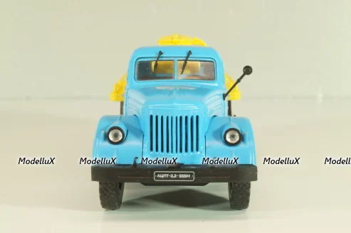 АЦПТ-2,2-355М Молоко на шасси Урал-Зис-355М 1958, голобой/желтый, АЛГ025, Автолегенды СССР Грузовики №25, Deagostini 1:43