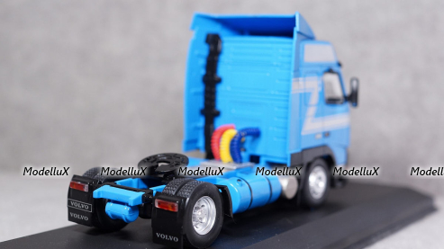 Toyota Hilux SR5 Ukraine Territorial Forces Gun Truck (Kharkiv 2022), TruckTyr 1:43