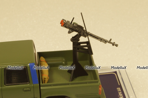 Toyota Hilux SR5 Ukraine Territorial Forces Gun Truck (Kharkiv 2022), TruckTyr 1:43