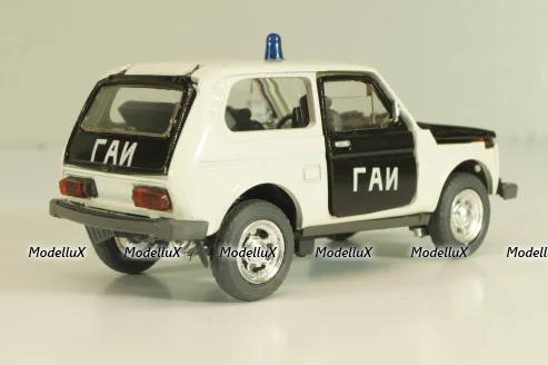 Ваз-2121 Нива, ГАИ, 1996г., Тантал/Радон 1:43