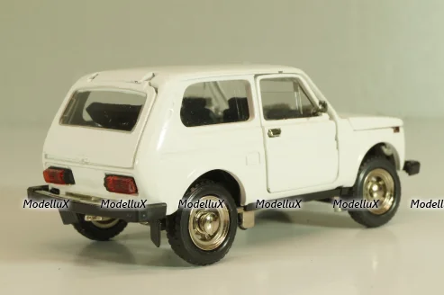 Ваз-2121 Нива, А20, белая, Тантал/Радон 1:43