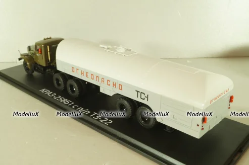 Краз-258Б1 с п/прицепом топливозаправщиком ТЗ-22, хаки/серый, SSM7071, SSM 1:43