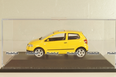 Volkswagen Fox 2005, yellow, Schuco 1:43 Уценка!