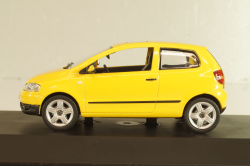Volkswagen Fox 2005, yellow, Schuco 1:43 Уценка!