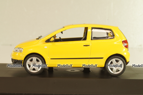 Volkswagen Fox 2005, yellow, Schuco 1:43 Уценка!