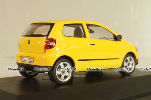 Volkswagen Fox 2005, yellow, Schuco 1:43 Уценка!