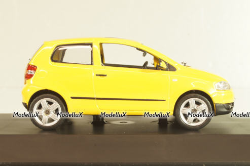 Volkswagen Fox 2005, yellow, Schuco 1:43 Уценка!