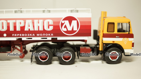 Маз 6422 с полуприцепом АМП-22,6 Молоковоз, TruckTyr 1:43