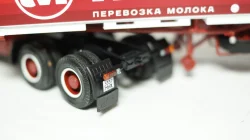 Маз 6422 с полуприцепом АМП-22,6 Молоковоз, TruckTyr 1:43