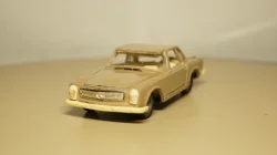 Mercedes 230SL красный