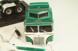Kenworth K100 Aerodyne 1976, green, TR182.22, IXO 1:43 Уценка 3 (После ДТП)