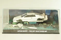 Lotus Esprit from movie "The Spy who loved me" 1977, white, James Bond Modellauto Collection №3, Altaya 1:43