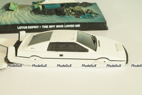 Lotus Esprit from movie "The Spy who loved me" 1977, white, James Bond Modellauto Collection №3, Altaya 1:43