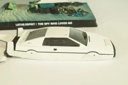 Lotus Esprit from movie "The Spy who loved me" 1977, white, James Bond Modellauto Collection №3, Altaya 1:43
