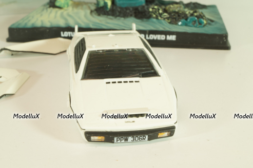 Lotus Esprit from movie "The Spy who loved me" 1977, white, James Bond Modellauto Collection №3, Altaya 1:43