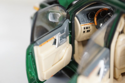Toyota LAND CRUISER 200 , Paudi 1:18