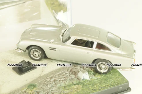 Aston Martin DB5 from movie "Goldfinger" 1964, grey, James Bond Modellauto Collection №1, Altaya 1:43