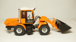 ХТЗ-156Б-09-03 погрузчик, Modellux 1:43