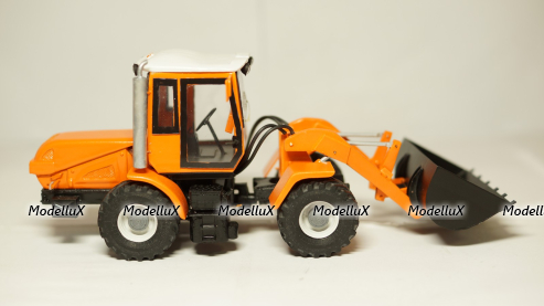 ХТЗ-156Б-09-03 погрузчик, Modellux 1:43