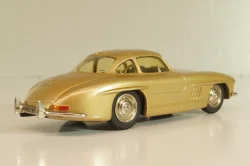 Mercedes-Benz 300 SL Gullwing (W198) 1954, gold, 105, Somerville 1:43