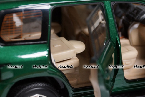 Toyota LAND CRUISER 200 , Paudi 1:18
