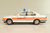 BMW 535i Notruf (E34) 1987, white/red strip, 82229417277, Shabak 1:43