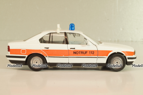 BMW 535i Notruf (E34) 1987, white/red strip, 82229417277, Shabak 1:43
