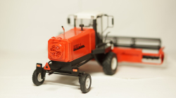 КСУ-1 комбайн, Modellux 1:43