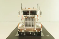 Freightliner FLC 120 64 T 1977, red/silver, TR200, IXO 1:43