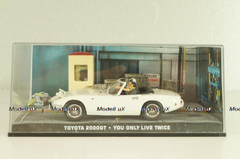 Toyota 2000 GT from movie "You only live twice" 1967, white, James Bond Modellauto Collection #7, Altaya 1:43