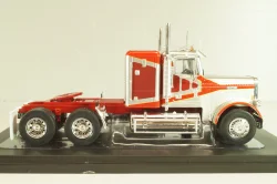 Freightliner FLC 120 64 T 1977, red/silver, TR200, IXO 1:43