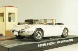 Toyota 2000 GT from movie "You only live twice" 1967, white, James Bond Modellauto Collection #7, Altaya 1:43