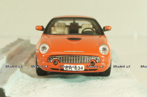 Ford Thunderbird from movie "Die another day" 2002, oranger, James Bond Modellauto Collection #27 , Altaya 1:43