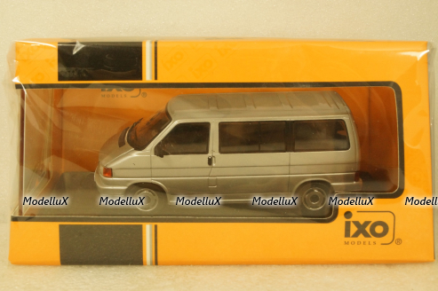 Volkswagen T4 Caravelle 1990 Silver, CLC429, IXO 1:43