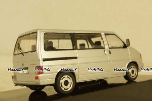 Volkswagen T4 Caravelle 1990 Silver, CLC429, IXO 1:43