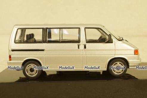 Volkswagen T4 Caravelle 1990 Silver, CLC429, IXO 1:43