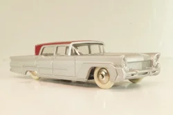 Lincoln Premiere 1959, silver/red, #532, Dinky Toys/Norev, 1:43