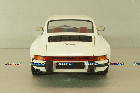 Porsche 911 Carrera Coupe 3.2 1983, white, 100063024, Minichamps 1:18
