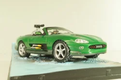 Jaguar XKR from movie "Die another day" 2002, green, James Bond Modellauto Collection №6, Altaya 1:43