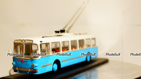 ЗИУ 5 голубой, Classicbus 04006C 1:43