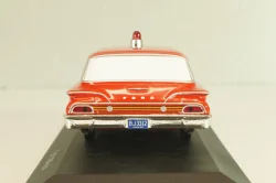 Ford Country Squire Ambulance 1964, red, WB181, WhiteBox 1:43 Уценка!