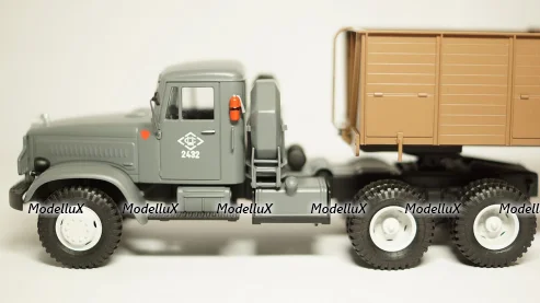 Mercedes Actros MP4 Silver, TR124, IXO 1:43