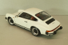 Porsche 911 Carrera Coupe 3.2 1983, white, 100063024, Minichamps 1:18