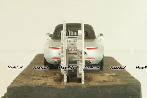 BMW Z8 from movie "The world is not enough" 1999, silver, James Bond Modellauto Collection №4 , Altaya 1:43