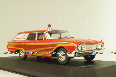 Ford Country Squire Ambulance 1964, red, WB181, WhiteBox 1:43 Уценка!